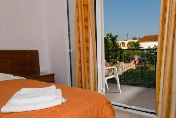 Metaxa Apartments Kávos Esterno foto