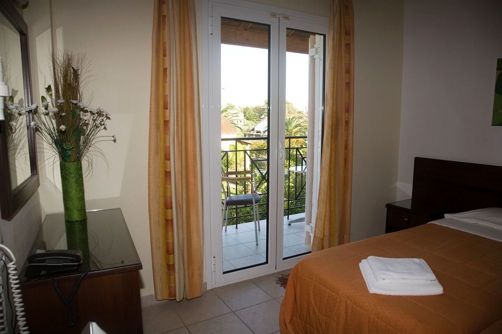 Metaxa Apartments Kávos Esterno foto