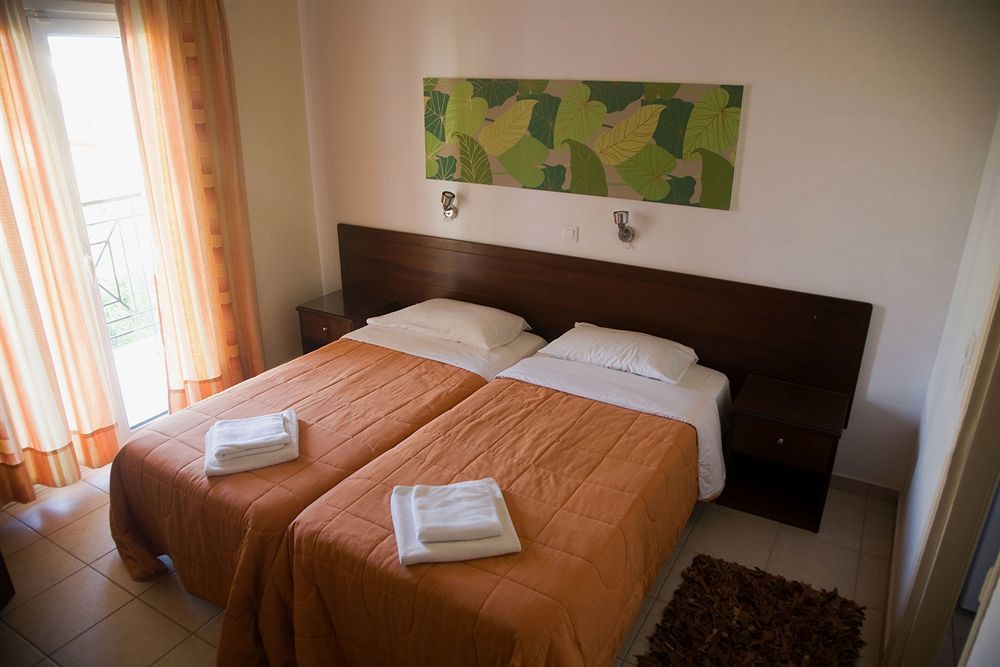 Metaxa Apartments Kávos Esterno foto